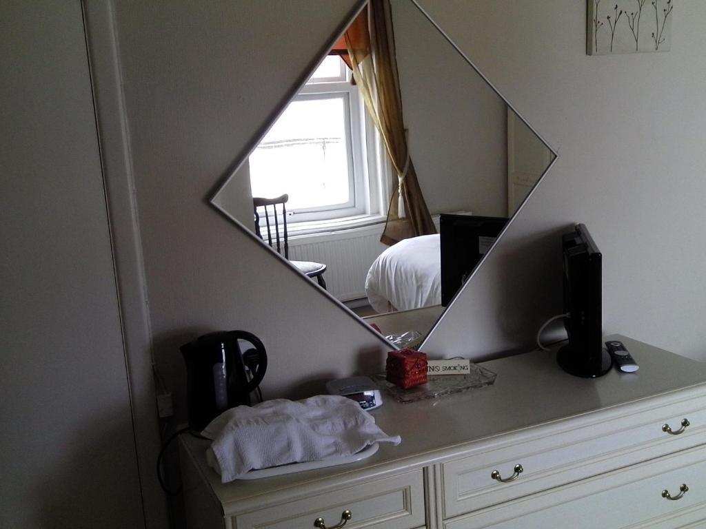 Roseglen Hotel Shanklin Habitación foto